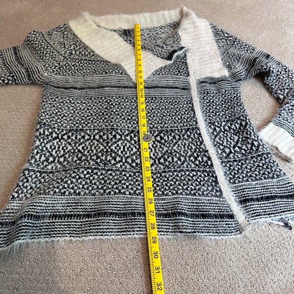 Sacred Threads Cardigan Sweater Boho Open Fuzzy L/XL Geometric Print Black White - Picture 5 of 11